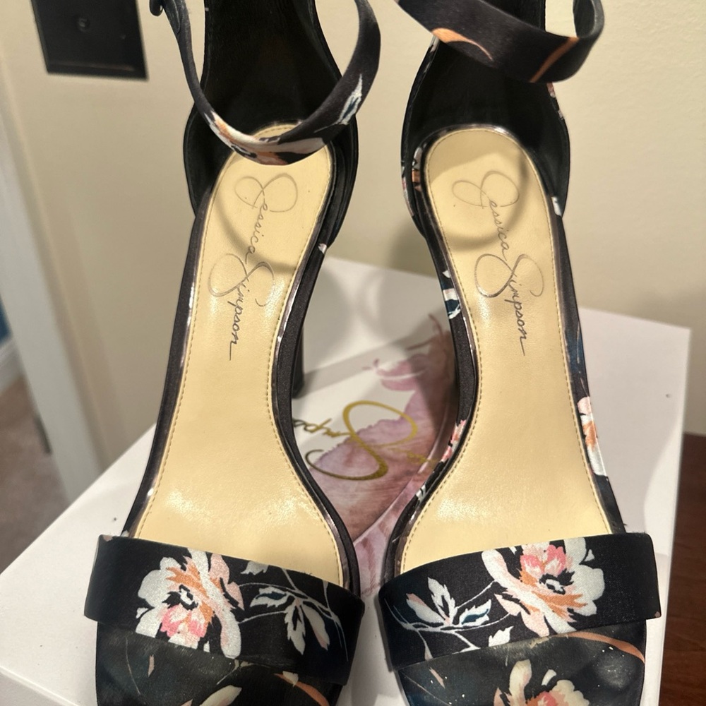 Jessica Simpson Black and Pink Floral Heels